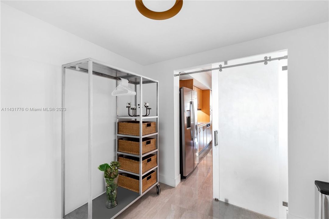 Недавно продано: $1,200,000 (1 спален, 2 ванн, 1370 Квадратных фут)