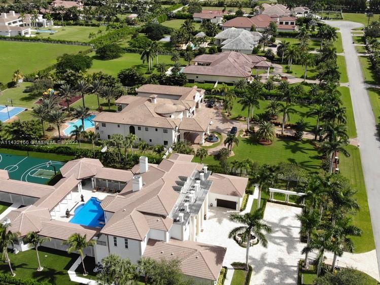 Recently Sold: $2,000,000 (0 beds, 0 baths, 0 Square Feet)