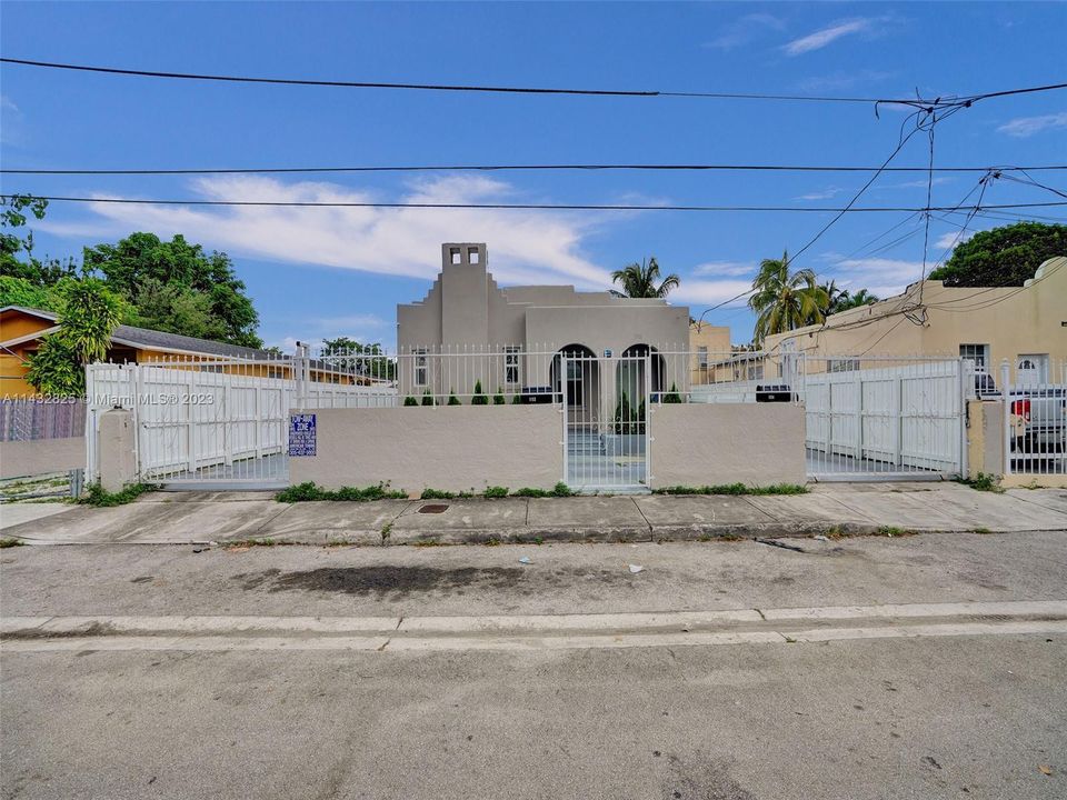 Recently Sold: $850,000 (0 beds, 0 baths, 2262 Square Feet)