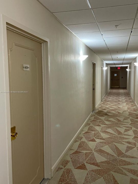 Недавно продано: $299,000 (1 спален, 1 ванн, 750 Квадратных фут)