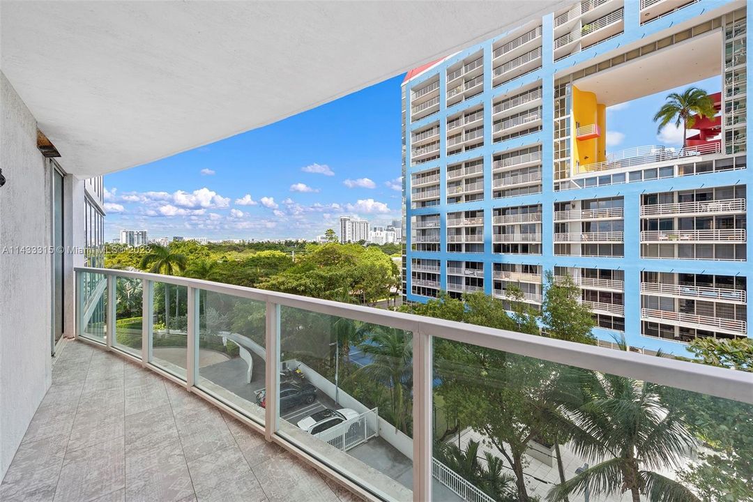 Recently Sold: $449,500 (1 beds, 1 baths, 791 Square Feet)