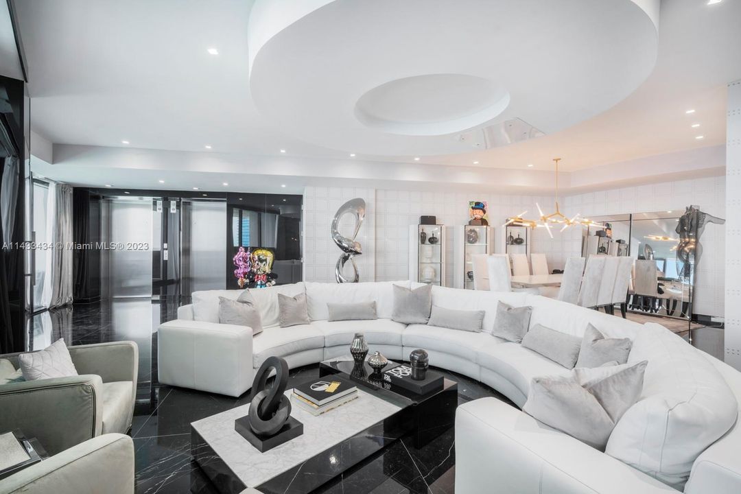 For Sale: $7,900,000 (4 beds, 4 baths, 3555 Square Feet)