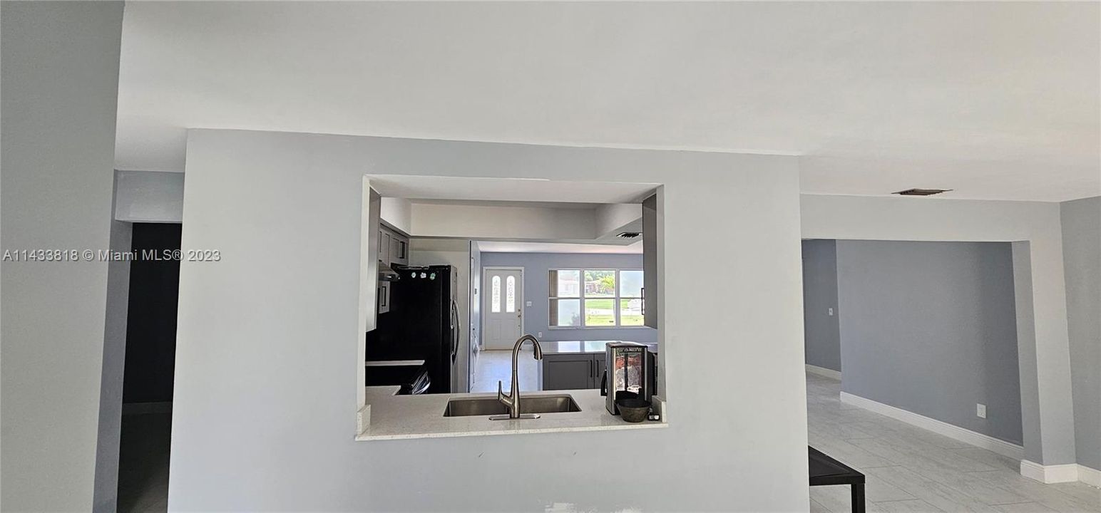 Recientemente alquilado: $2,600 (4 camas, 2 baños, 1877 Pies cuadrados)