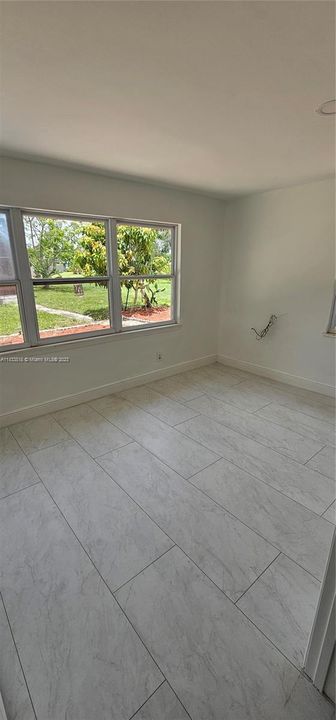 Recientemente alquilado: $2,600 (4 camas, 2 baños, 1877 Pies cuadrados)