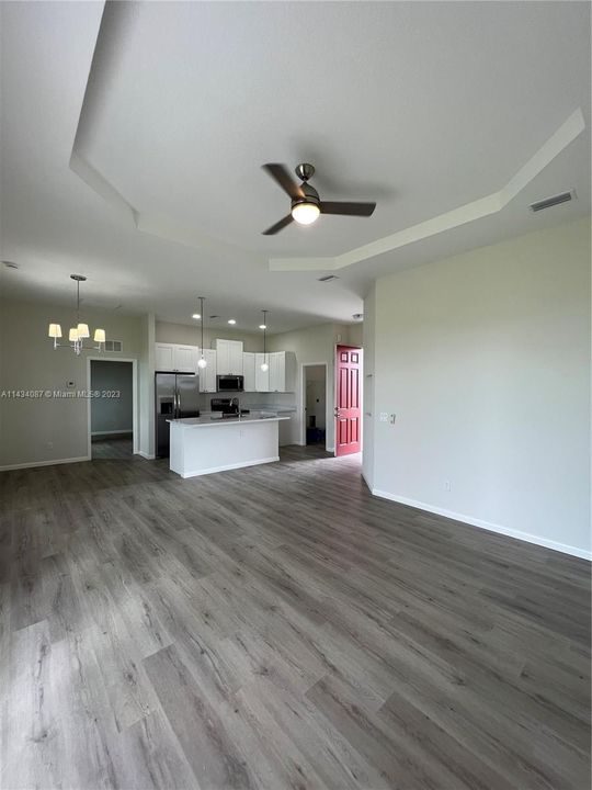 Recently Rented: $2,700 (4 beds, 2 baths, 1439 Square Feet)