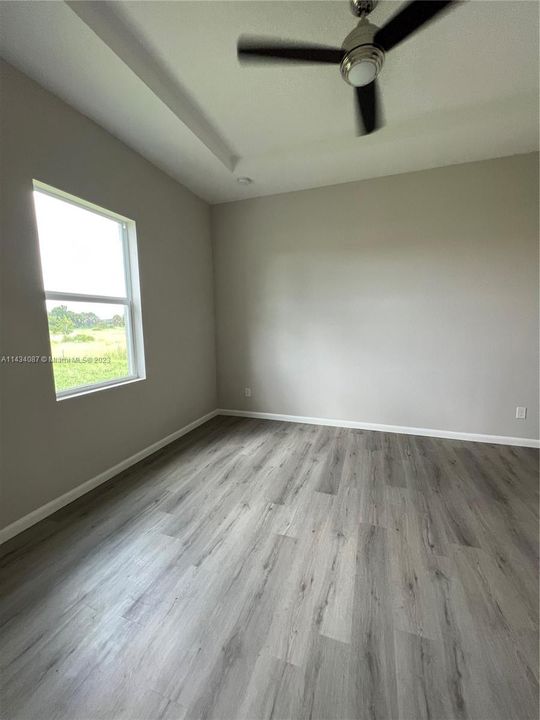 Recently Rented: $2,700 (4 beds, 2 baths, 1439 Square Feet)