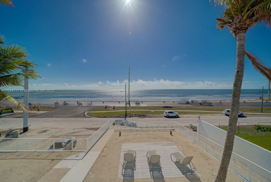 Recently Rented: $3,750 (3 beds, 2 baths, 6071 Square Feet)