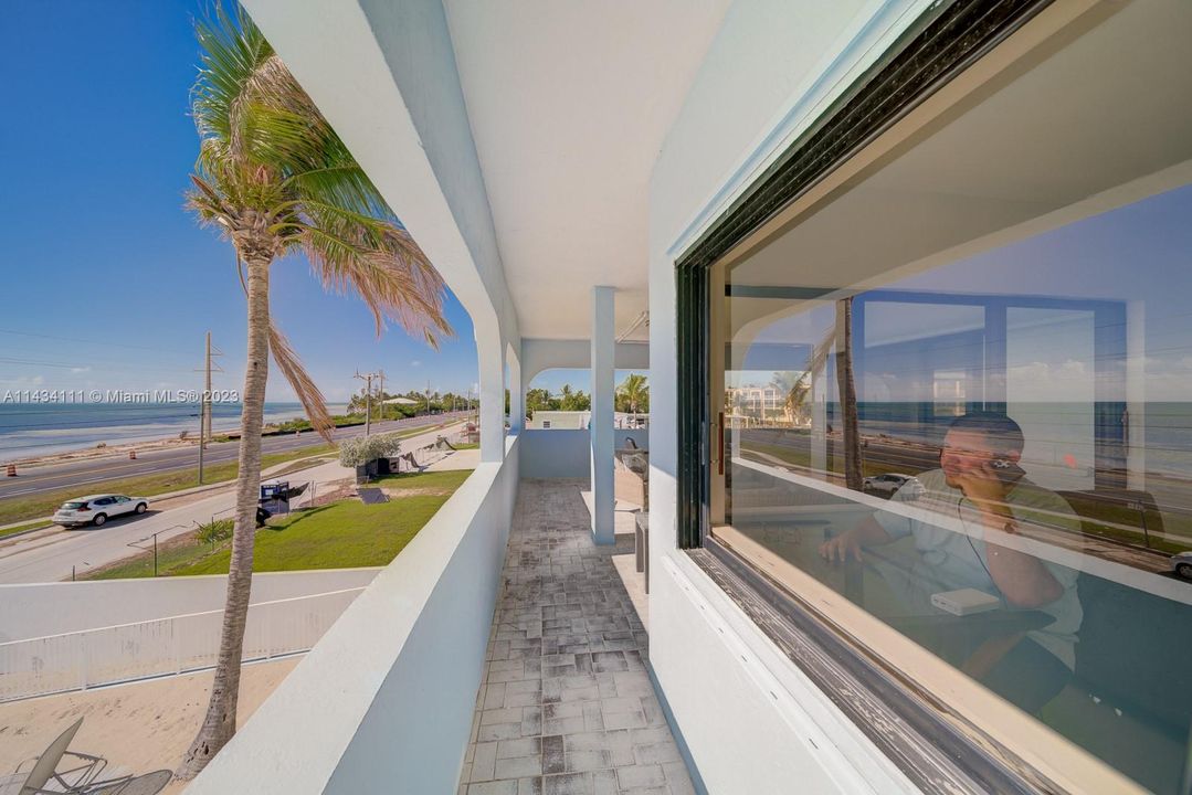 Recently Rented: $3,750 (3 beds, 2 baths, 6071 Square Feet)