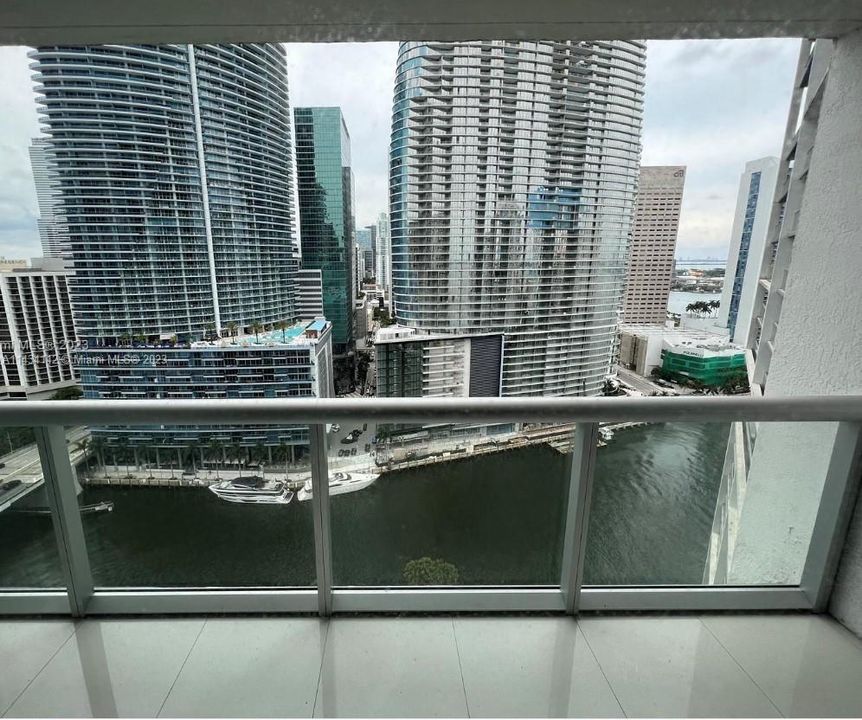 Recently Sold: $439,000 (0 beds, 1 baths, 546 Square Feet)