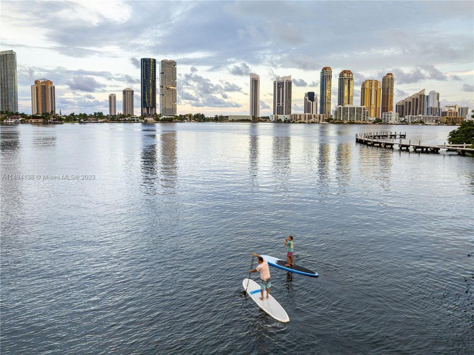 Recently Sold: $924,500 (3 beds, 3 baths, 1849 Square Feet)