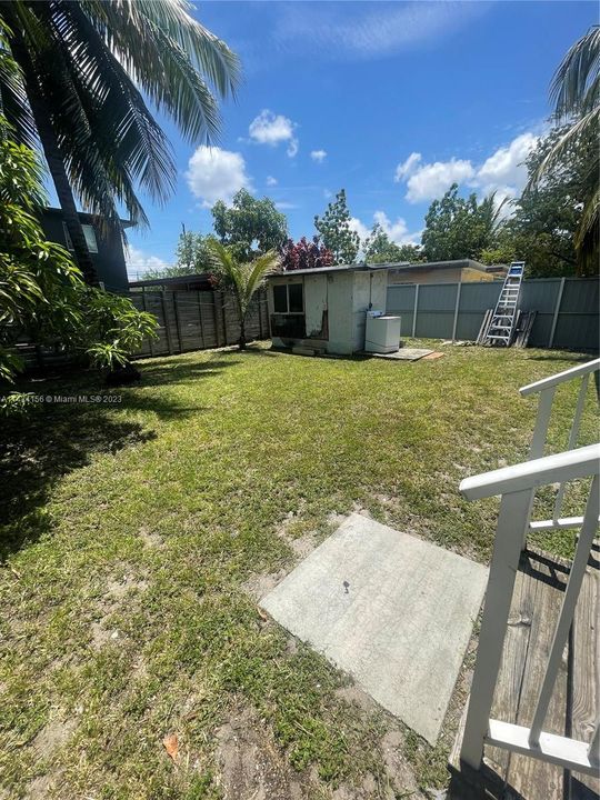 Recently Sold: $485,000 (2 beds, 1 baths, 660 Square Feet)