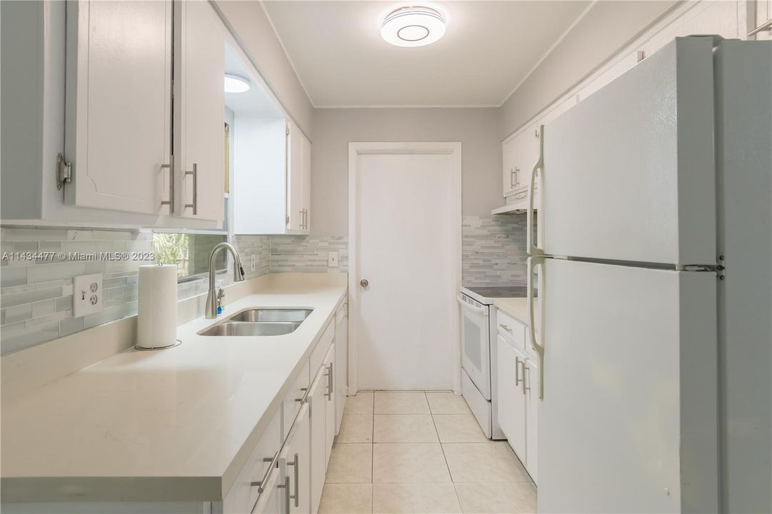 Recently Sold: $325,000 (3 beds, 2 baths, 0 Square Feet)