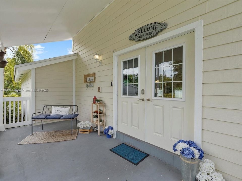 Recently Rented: $6,700 (6 beds, 4 baths, 3738 Square Feet)