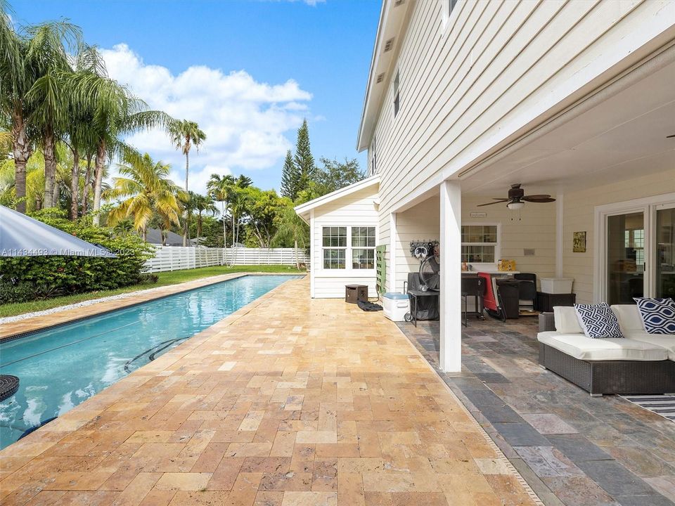 Recently Rented: $6,700 (6 beds, 4 baths, 3738 Square Feet)