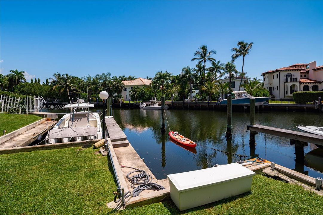 Recently Sold: $1,399,000 (2 beds, 3 baths, 2010 Square Feet)