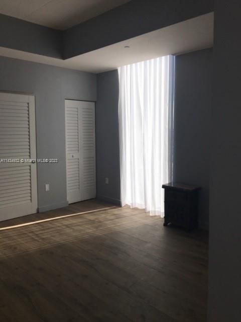 Recently Sold: $375,000 (1 beds, 1 baths, 607 Square Feet)