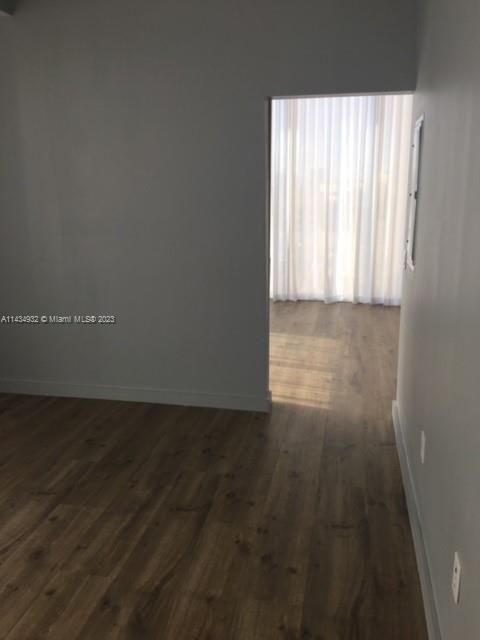 Recently Sold: $375,000 (1 beds, 1 baths, 607 Square Feet)