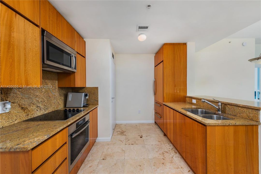 Vendido Recientemente: $1,700,000 (1 camas, 1 baños, 742 Pies cuadrados)