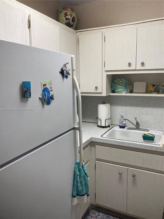 Recently Rented: $2,200 (0 beds, 1 baths, 600 Square Feet)