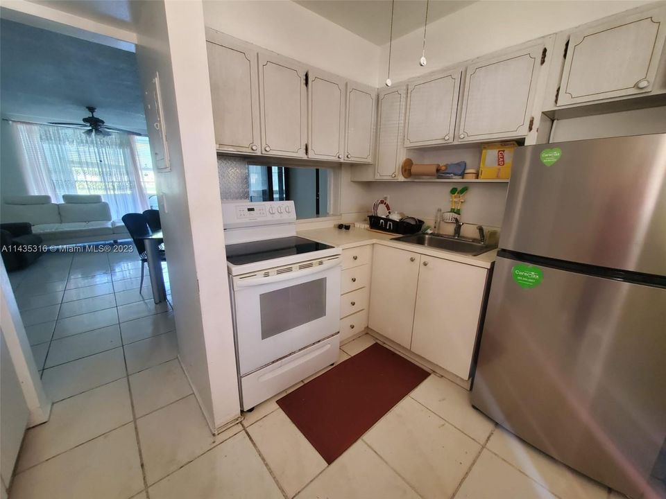 Recently Sold: $187,000 (1 beds, 1 baths, 768 Square Feet)