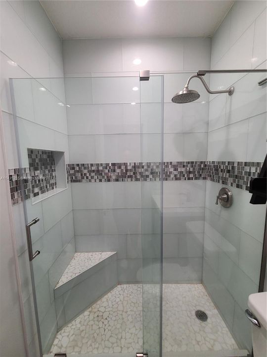 Recently Rented: $4,500 (4 beds, 3 baths, 2333 Square Feet)