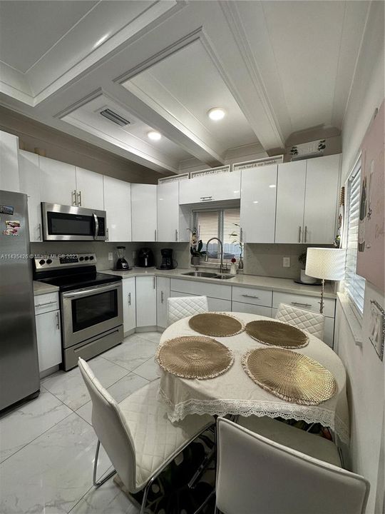 Recently Sold: $410,000 (2 beds, 2 baths, 740 Square Feet)