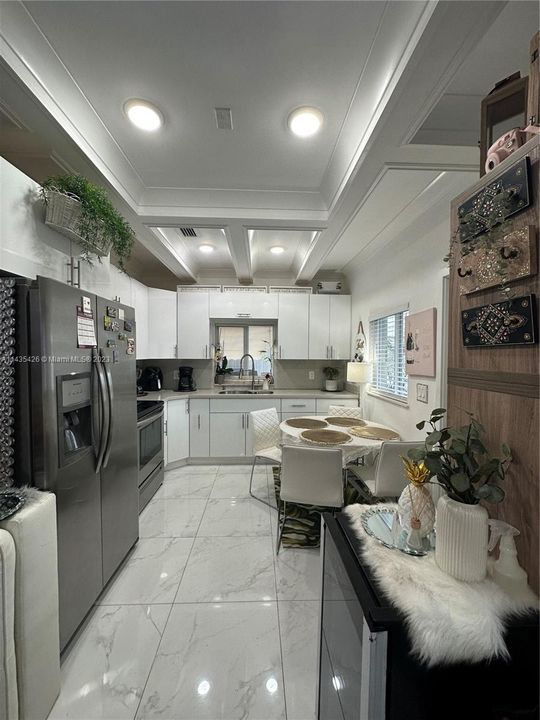 Recently Sold: $410,000 (2 beds, 2 baths, 740 Square Feet)