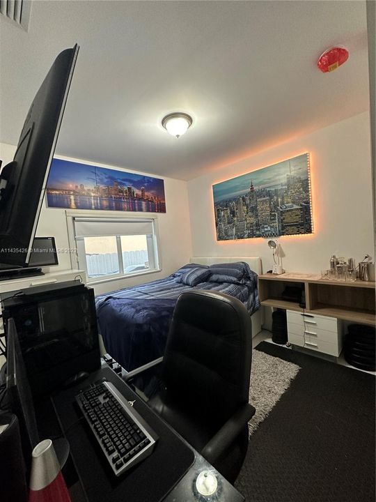 Recently Sold: $410,000 (2 beds, 2 baths, 740 Square Feet)