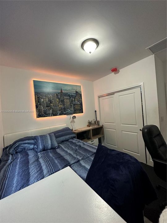 Recently Sold: $410,000 (2 beds, 2 baths, 740 Square Feet)