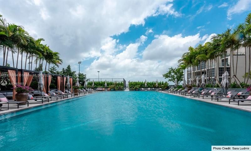 Recently Sold: $475,000 (1 beds, 1 baths, 672 Square Feet)