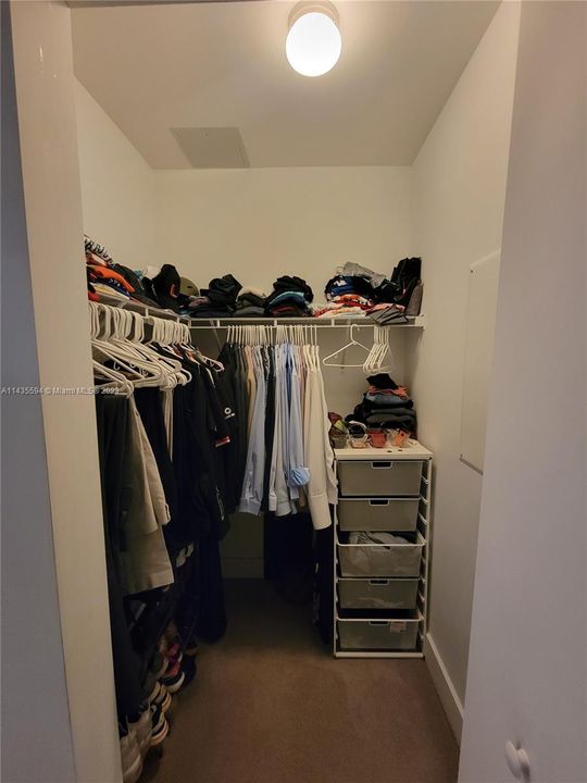 Recently Sold: $475,000 (1 beds, 1 baths, 672 Square Feet)