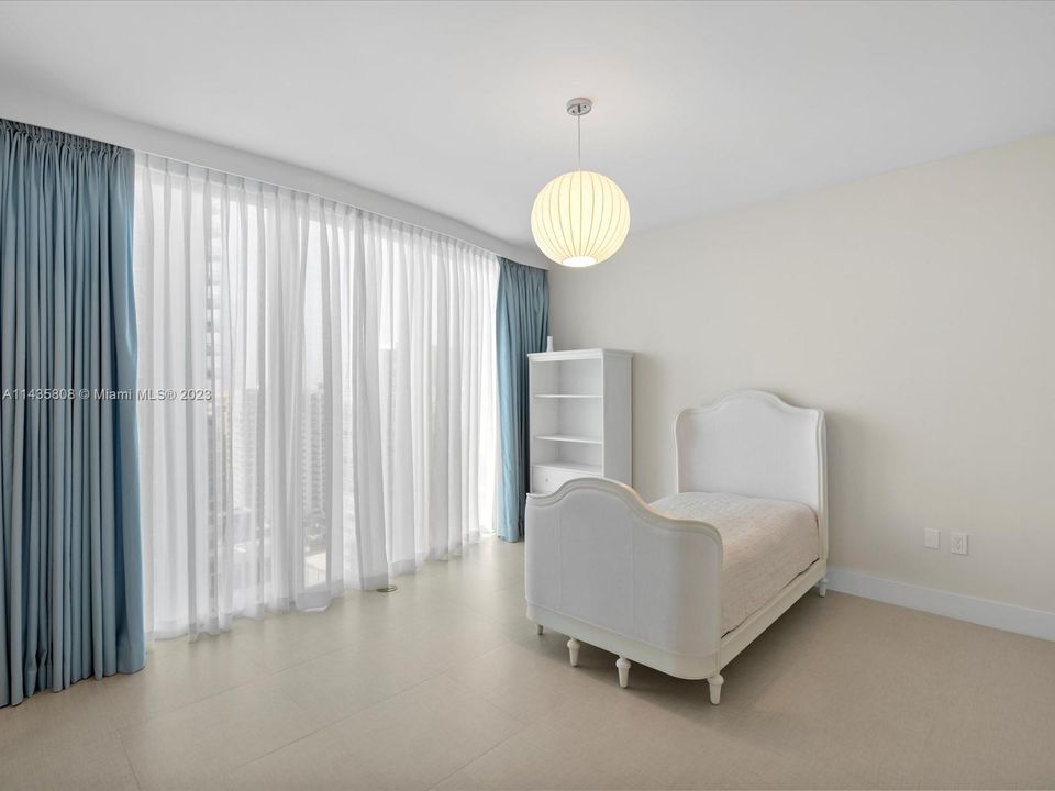 Недавно продано: $2,200,000 (3 спален, 3 ванн, 2726 Квадратных фут)