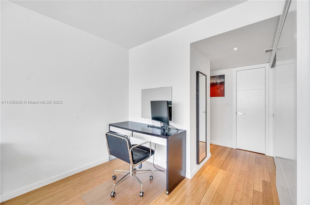 Oversized primary bedroom