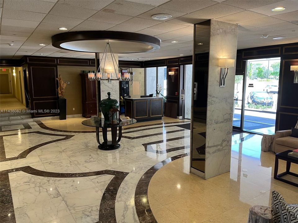 Recently Sold: $549,000 (2 beds, 2 baths, 1400 Square Feet)