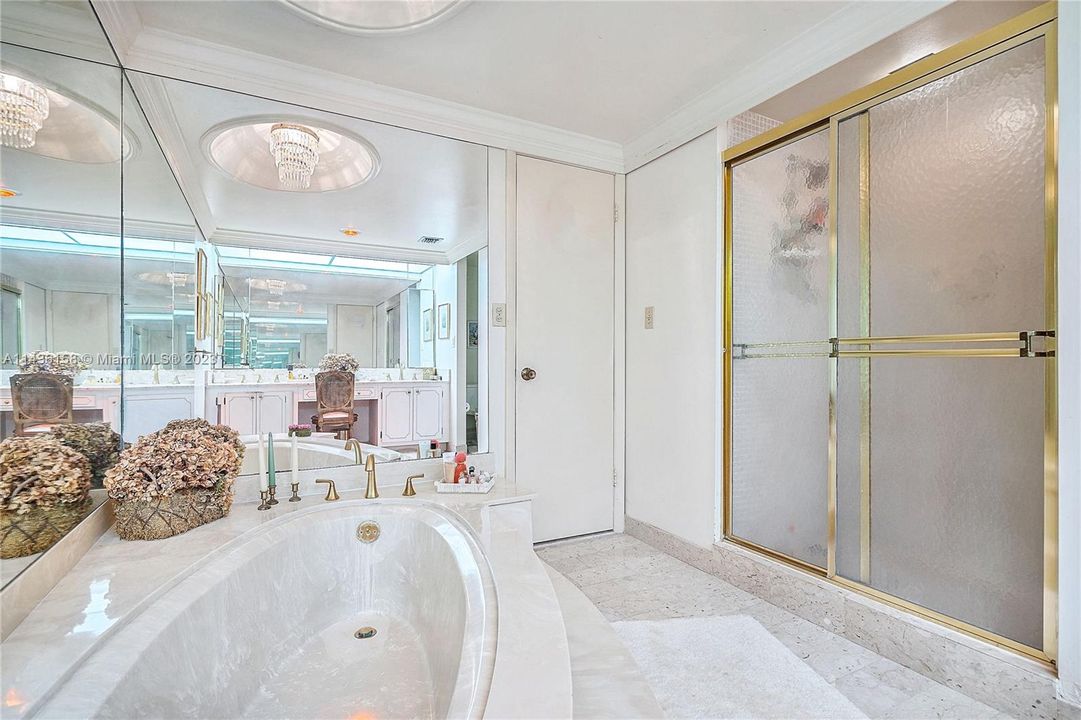 待售: $1,475,000 (2 贝兹, 2 浴室, 1782 平方英尺)