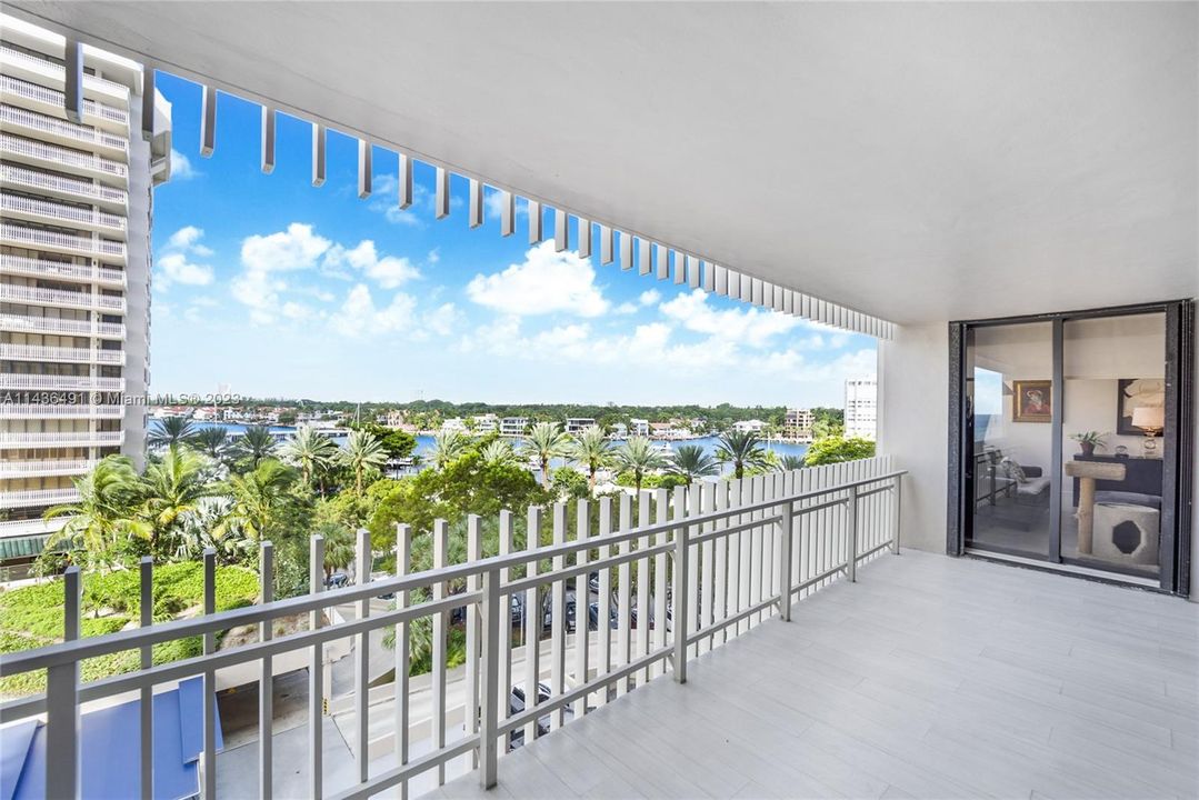 Recently Sold: $1,595,000 (2 beds, 2 baths, 1882 Square Feet)