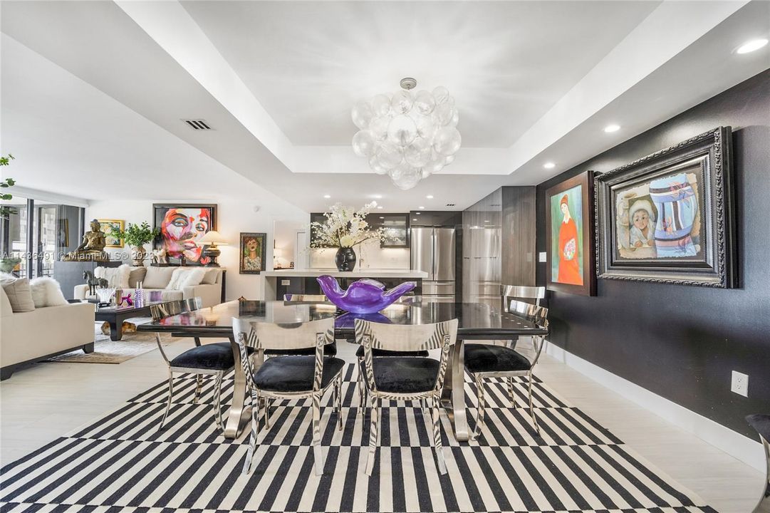 Recently Sold: $1,595,000 (2 beds, 2 baths, 1882 Square Feet)