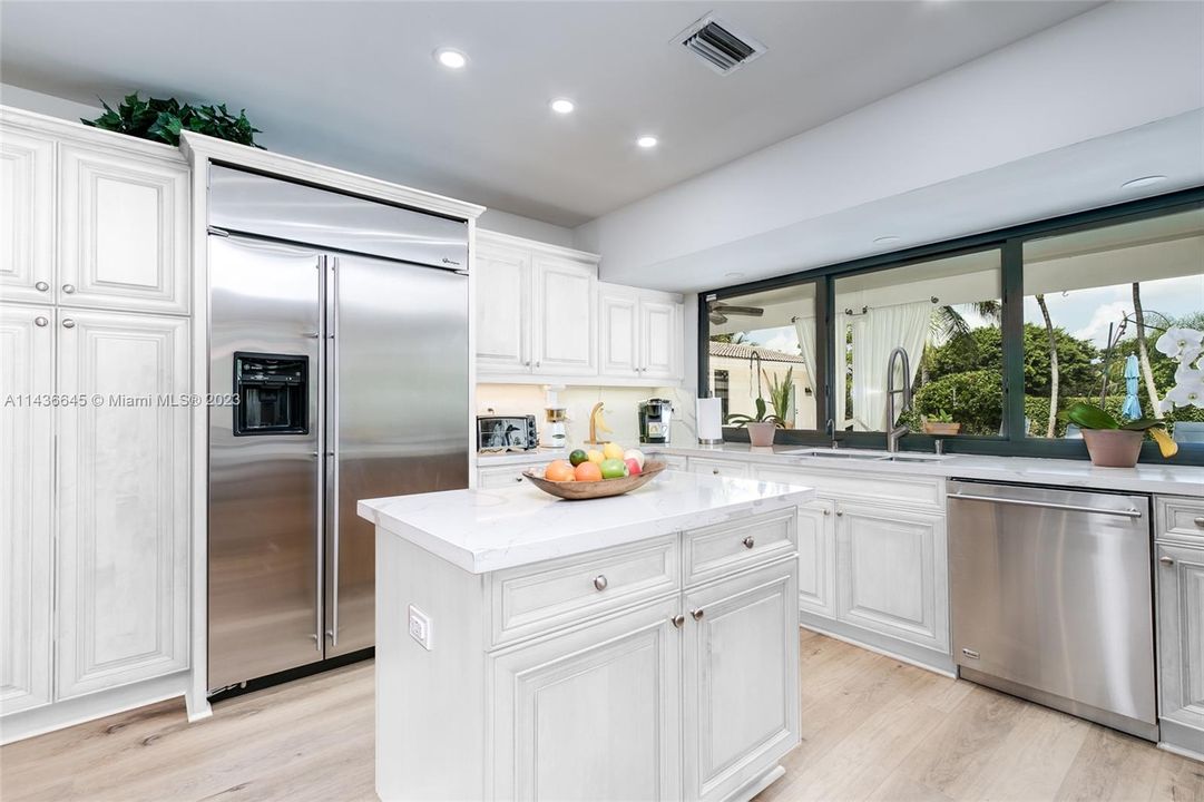 Active With Contract: $1,850,000 (4 beds, 3 baths, 3368 Square Feet)