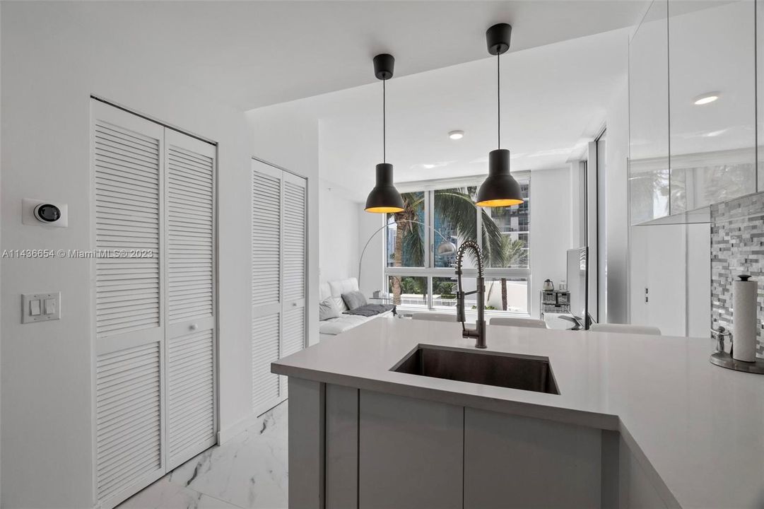 Recently Sold: $495,000 (1 beds, 1 baths, 540 Square Feet)