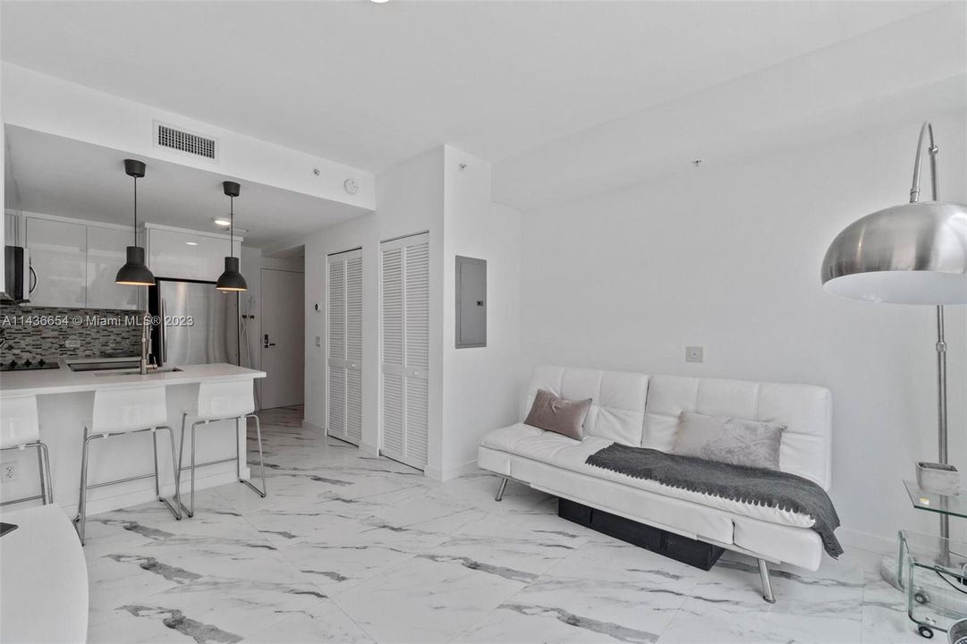 Recently Sold: $495,000 (1 beds, 1 baths, 540 Square Feet)