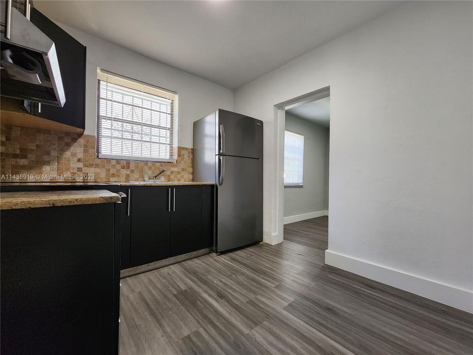 最近租的: $1,500 (1 贝兹, 1 浴室, 800 平方英尺)