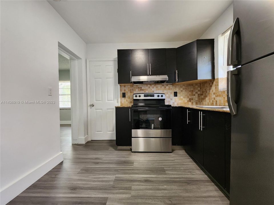 最近租的: $1,500 (1 贝兹, 1 浴室, 800 平方英尺)