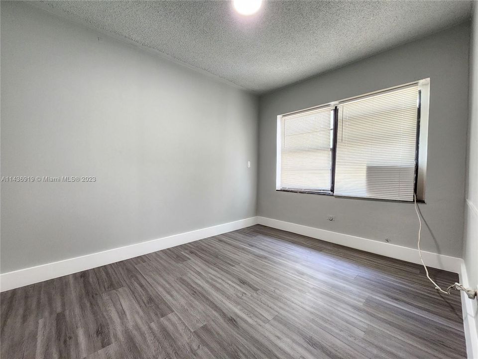 最近租的: $1,500 (1 贝兹, 1 浴室, 800 平方英尺)