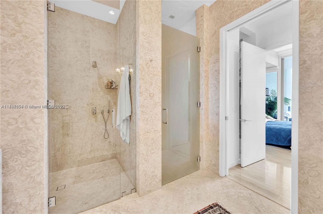 Recently Rented: $20,000 (3 beds, 2 baths, 1954 Square Feet)