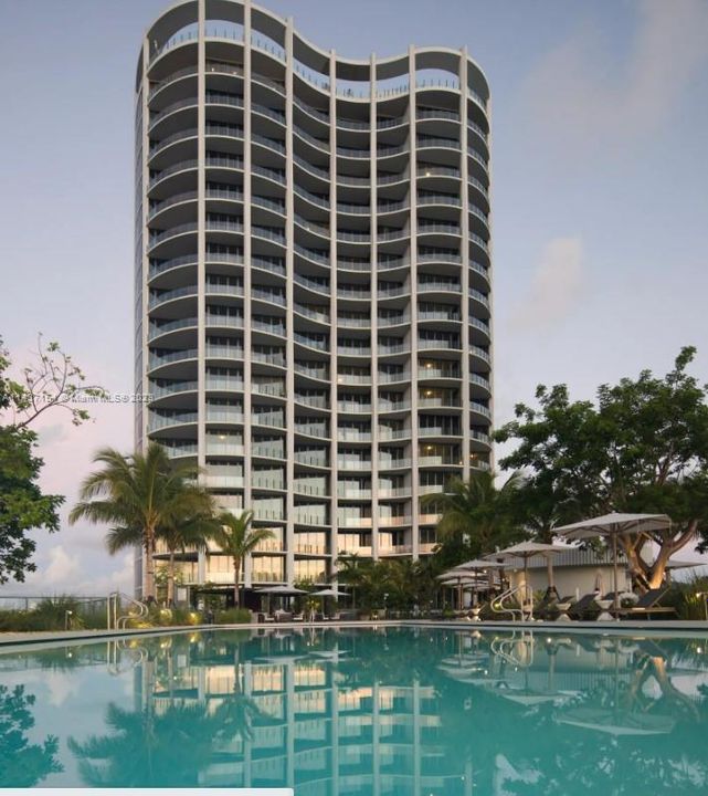 Recently Rented: $20,000 (3 beds, 2 baths, 1954 Square Feet)