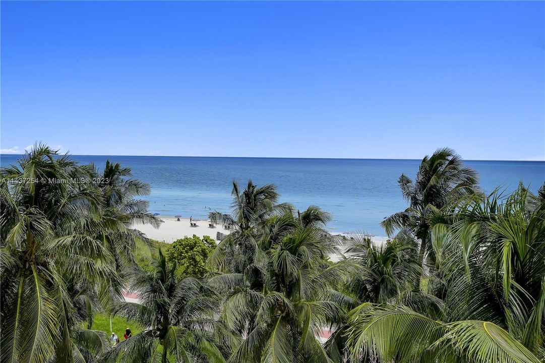 Vendido Recientemente: $900,000 (2 camas, 2 baños, 1220 Pies cuadrados)