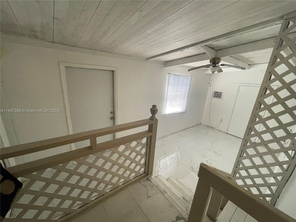 Vendido Recientemente: $64,599 (3 camas, 1 baños, 5578 Pies cuadrados)