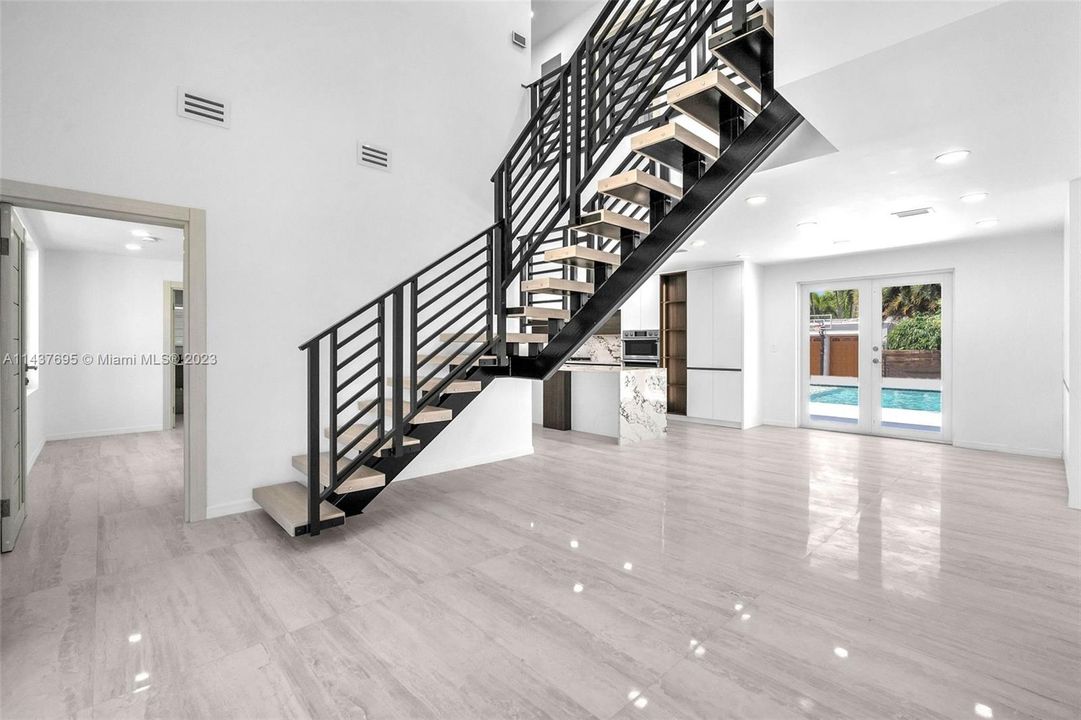 Недавно продано: $2,345,000 (5 спален, 5 ванн, 3676 Квадратных фут)