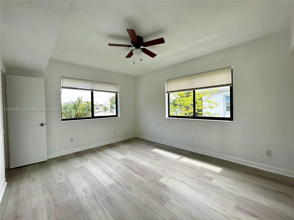 Недавно арендовано: $2,950 (3 спален, 2 ванн, 4905 Квадратных фут)