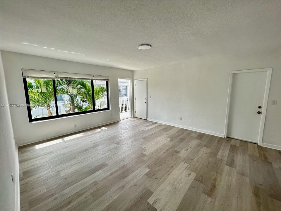 Недавно арендовано: $2,950 (3 спален, 2 ванн, 4905 Квадратных фут)